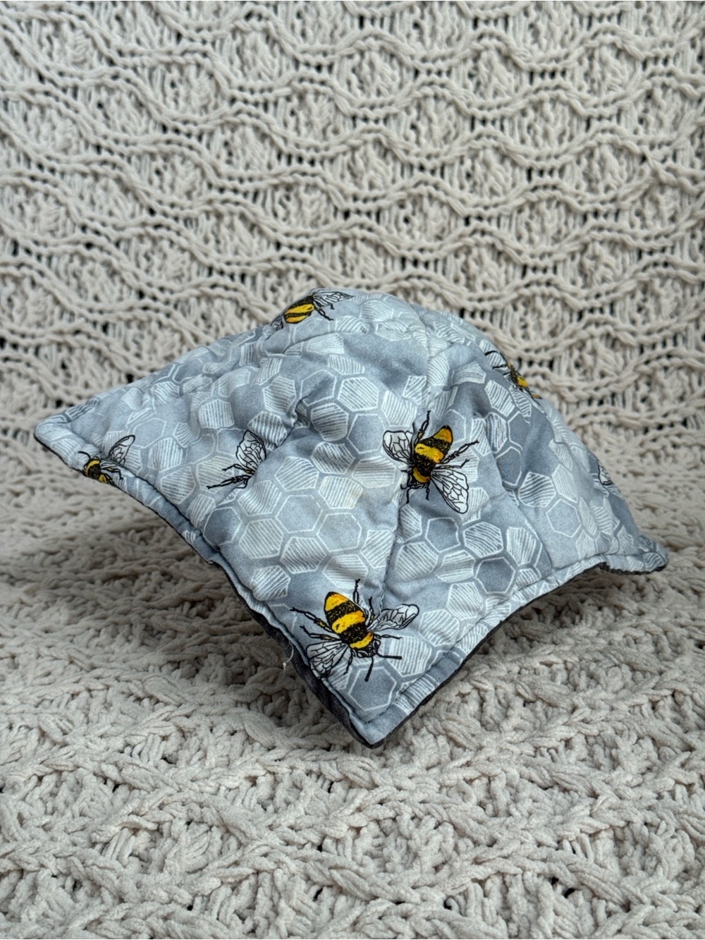Handmade Quilted Bee Print Microwave Bowl Cozy Holder